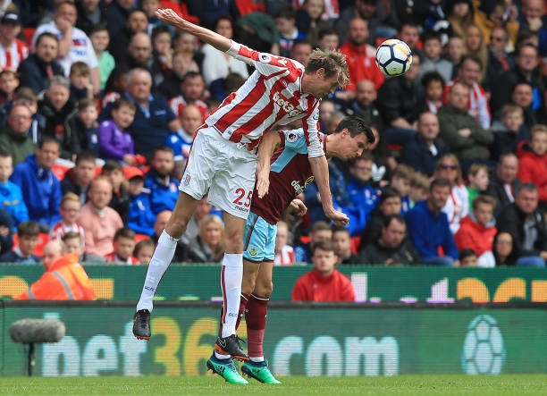 亚历山大 亚历山大