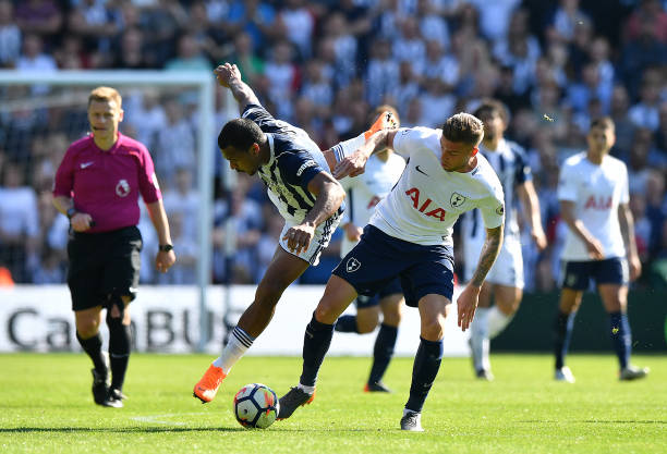 与曼城的竞 与曼城的竞