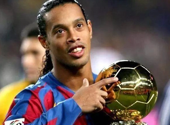 次较量中 次较量中