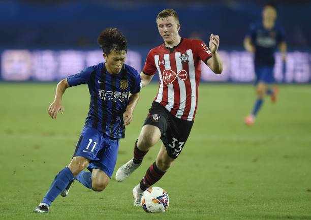 增添了他们 增添了他们